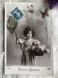 画像2: Postcard 　蝶々と女の子　フランス1912年　写真 (2)