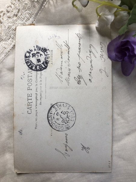 画像3: Postcard 　マリア像に祈る女の子たち　フランス1907年 (3)