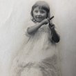 画像1: Postcard 　髪をとかす女の子　1902年 (1)