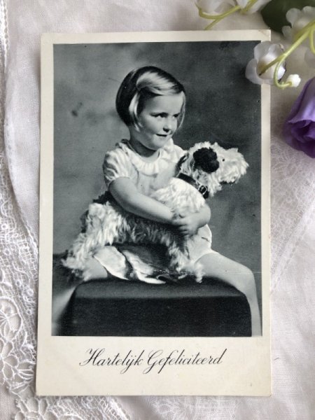 画像2: Postcard  犬のぬいぐるみと女の子 オランダ1939年 (2)