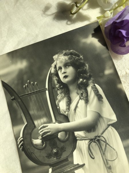 画像3: Postcard 　キタラを弾く少女　ハープ　楽器 (3)