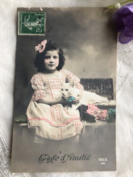 画像2: Postcard 　白猫と女の子　フランス (2)