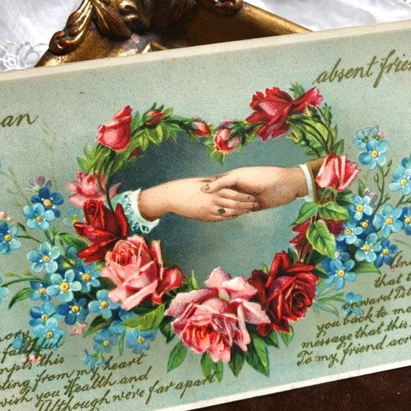 画像1: Postcard　握手をする手　薔薇のお花のハートのリース　忘れな草のお花 (1)