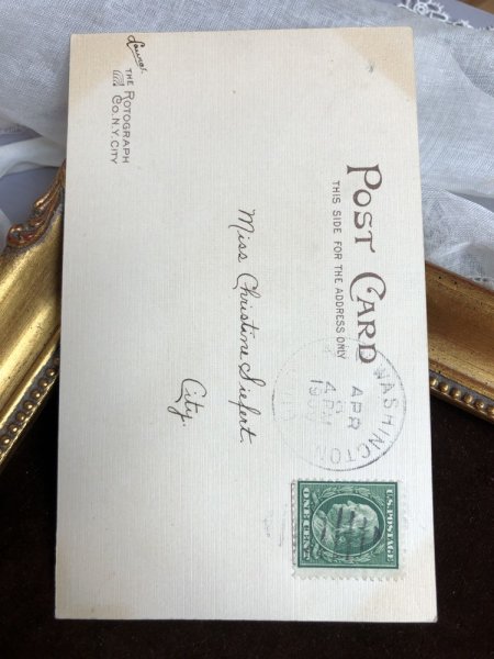 画像3: Postcard 　イースター　ウサギさんと白百合のお花を持つ女の子　アメリカ1909年 (3)