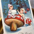 画像1: Postcard　新年祝い　New Year　キノコの上に座る女の子　1933年 (1)