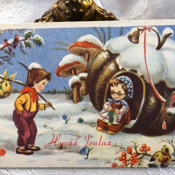 画像1: Postcard　新年祝い　New Year　靴下を編むお婆さんとヤドリギを運ぶ男の子　キノコ (1)