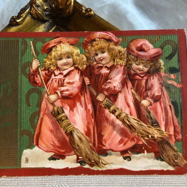 画像1: Postcard  ほうきと3人の女の子　Ellen Jessie Andrews (1)