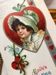 画像2: Postcard  バレンタイン　帽子の女の子　ハート　 Ellen Clapsaddle (2)