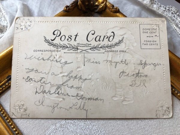 画像3: Postcard  イースター 赤い帽子の女の子と鏡を持つウサギさん  (3)