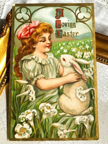 画像1: Postcard 　イースター　女の子とウサギさん　白百合のお花　1910年 (1)