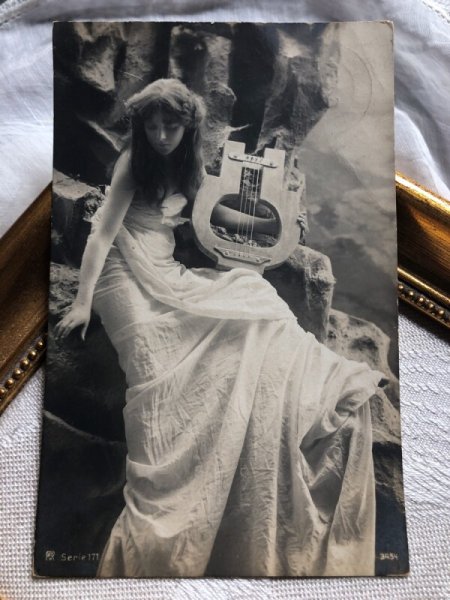 画像1: Postcard 　ハープ（竪琴）と女性　イギリス1904年 (1)