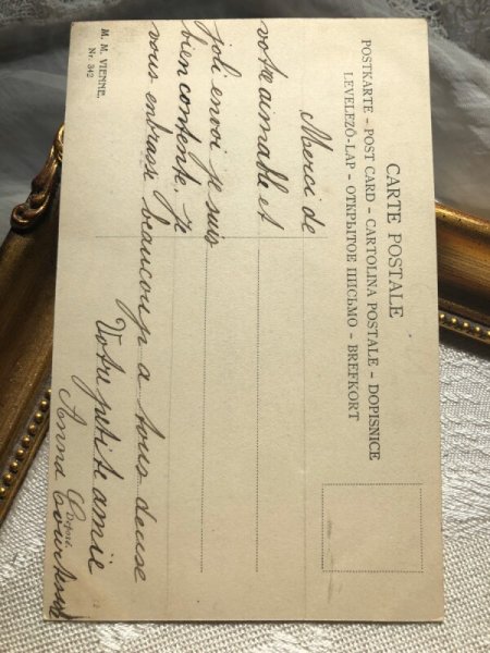 画像4: Postcard　花束を持つ犬と女の子　H.Shubert　M.M.VIENNE (4)