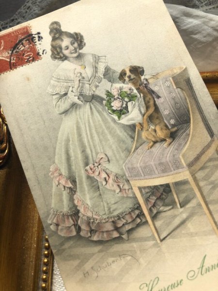 画像2: Postcard　花束を持つ犬と女の子　H.Shubert　M.M.VIENNE (2)
