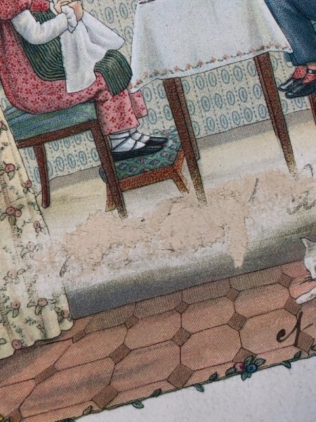 紙の剥がれ、メッセージを消した痕あり。