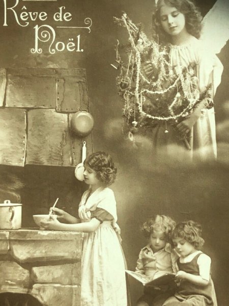 画像2: Postcard お料理をする子どもを見守る天使 クリスマス フランス (未使用) (2)