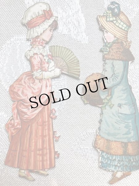 画像2: ダイカット絵 ファンとマフを持った女の子 Kate Greenaway ? (2枚セット) (2)