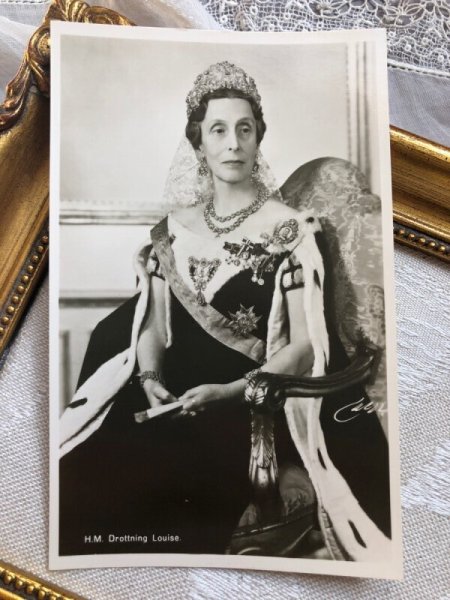 画像1: Postcard　スウェーデン王室　ルイーズ妃　H.M. Drottning Louise  (未使用) (1)