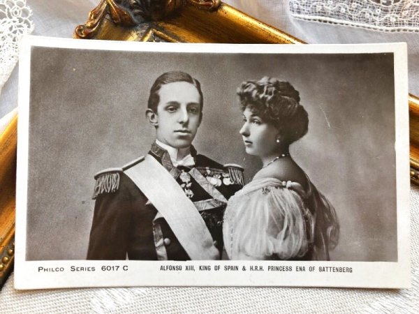 画像1: Postcard　スペイン王室　 スペイン王アルフォンソ13世とエナ王妃 (1)