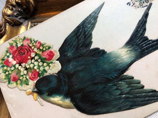 画像2: Postcard  薔薇とスズランのお花を運ぶツバメ フランス1905年 (2)