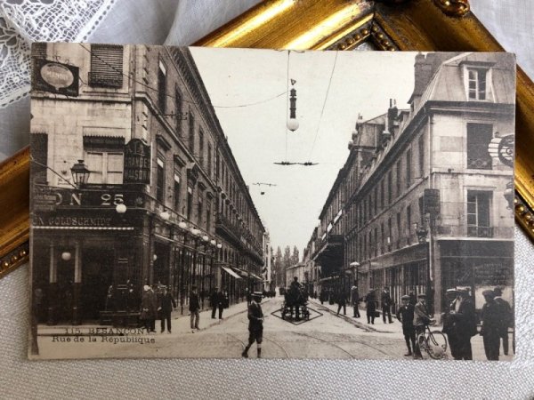 画像2: Postcard  アンティークポストカード　フランス　パリ　115 BESANCON  Rue de la République　（未使用） (2)