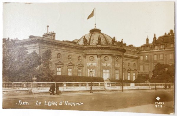 画像1: Postcard  アンティークポストカード　パリ　フランス　La Legion A*honneur (1)
