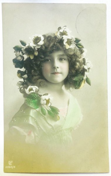 画像1: Postcard    お花の髪飾りの女の子  Grete Reinwald　ベルギー1911年 (1)