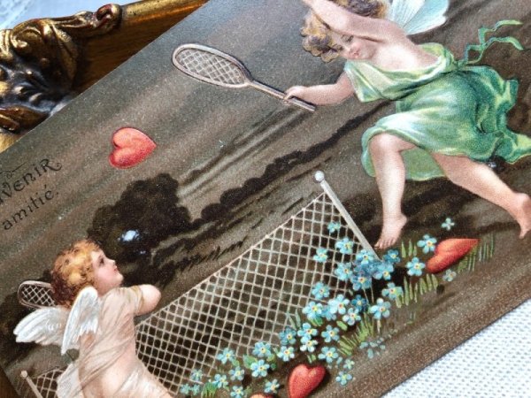 白い付着紙あり