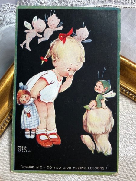画像2: Postcard 　アンティークポストカード　空を飛びたい女の子と妖精ブーブー　キノコ　Mable Lucie Attwell　イギリス1926年 (2)