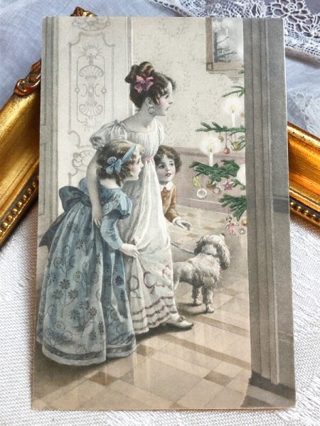 画像2: Postcard　アンティークポストカード　クリスマス　ツリーに感嘆する子どもたち　M.M.VIENNE　（未使用） (2)