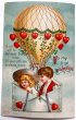 画像1: Postcard　アンティークポストカード　バレンタイン　Valentine's Day　ハートの気球に乗る二人　Ellen Clapsaddle　1910年 (1)