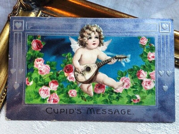 画像2: Postcard   アンティークポストカード バレンタイン マンドリンを弾く天使 薔薇 F.Brundage  (2)