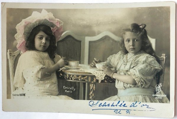 画像1: Postcard　アンティークポストカード　女の子たちのティータイム　フランス1907年 (1)