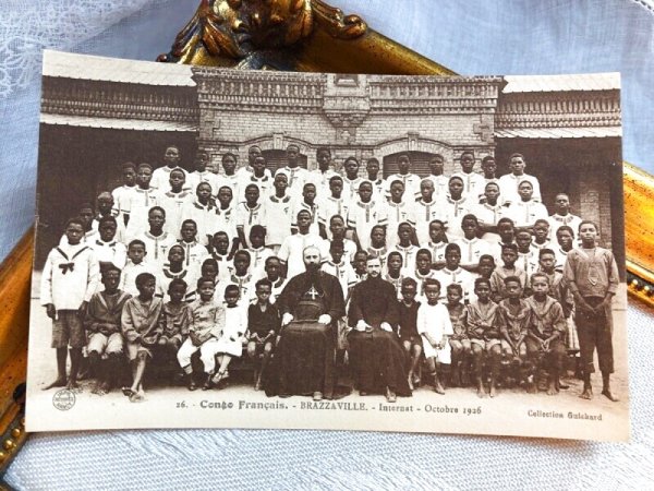 画像2: Postcard アンティークポストカード コンゴ共和国 学校集合写真 1926年 (未使用)Congo Français Brazzaville (2)