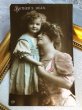画像2: Postcard　アンティークポストカード　ママと小さな女の子　母娘 (2)