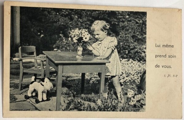 画像1: Postcard　アンティークポストカード　テリア犬のぬいぐるみと女の子 Steiff　シュタイフ　1944年 (1)