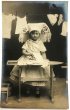画像1: Postcard　アンティークポストカード　アイロン台と女の子　ままごと遊び　（未使用） (1)
