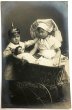 画像1: Postcard　アンティークポストカード　お人形さんと子どもたち　乳母車　ままごと遊び　1907年 (1)