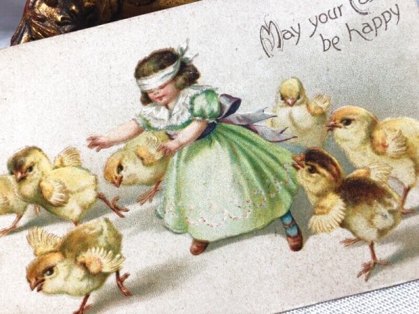画像3: Postcard  アンティークポストカード　イースター　ヒヨコと目隠し鬼さんごっこをして遊ぶ女の子　Ellen Clapsaddle　アメリカ1908年 (3)