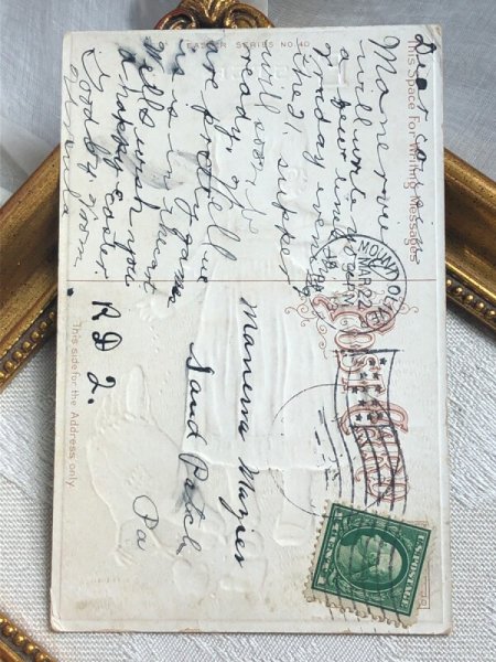 画像4: Postcard  アンティークポストカード イースター ニワトリとヒヨコに餌を与える女の子 アメリカ1913年 (4)
