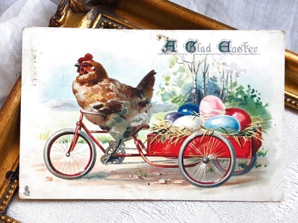 画像2: Postcard  アンティークポストカード イースター 三輪車に乗って卵を運ぶニワトリ (2)
