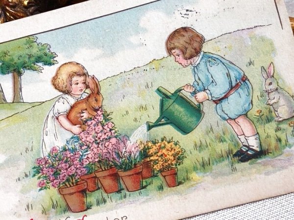 男の子のお顔あたりにインク汚れあり。