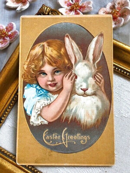 画像2: Postcard アンティークポストカード イースター 女の子とうさぎ ウサギ 目隠し   (2)