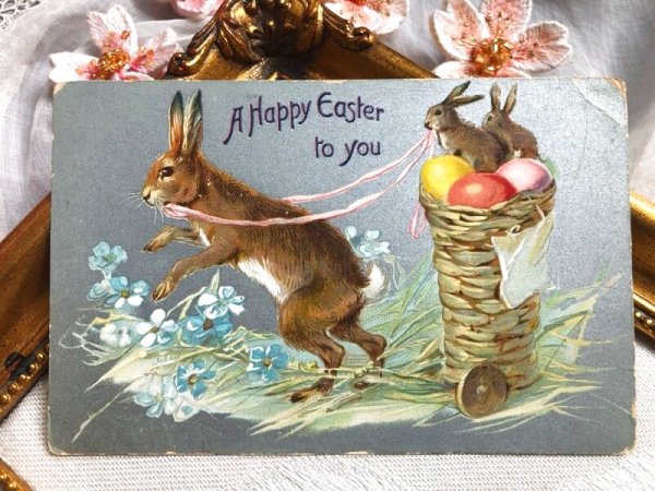 画像2: Postcard アンティークポストカード イースター 子兎と卵を運ぶウサギさん うさぎ  (2)
