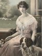 画像3: Postcard　アンティークポストカード　イースター　女性と犬　セントバーナード　羊飼い  R.R.Wichera　M.M.VIENNE  (3)