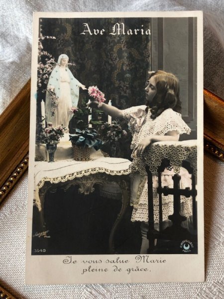 画像2: Postcard アンティークポストカード マリア像と女の子 Ave Maria フランス (2)