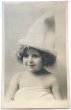 画像1: Postcard　アンティークポストカード　三角帽子の女の子　（未使用） (1)