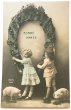 画像1: Postcard　アンティークポストカード　子豚と大きな馬蹄と子どもたち　フランス1912年 (1)