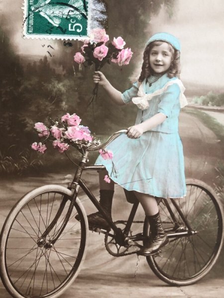 画像3: Postcard アンティークポストカード 自転車に乗る女の子 フランス1915年 (3)