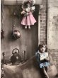 画像3: Postcard　アンティークポストカード　大きな木靴に座る女の子とお人形 　フランス (3)