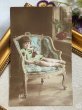 画像2: Postcard　アンティークポストカード　お人形と椅子に座る女の子　写真　1916年 (2)